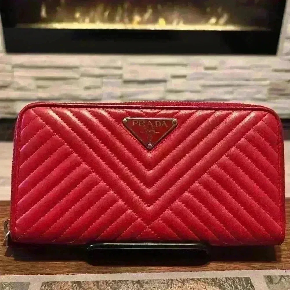 Prada Diagramme Calfskin Leather Continental Wallet GUC